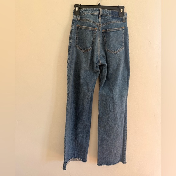 Abercrombie & Fitch Medium Blue 90s Relaxed High-Rise Straight Jeans - Picture 2 of 3